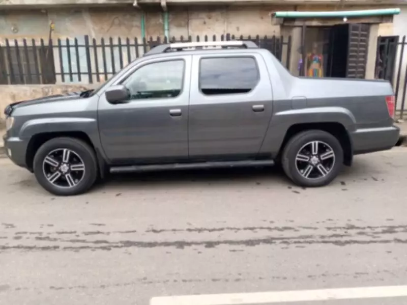 Honda Ridgeline   - 2010
