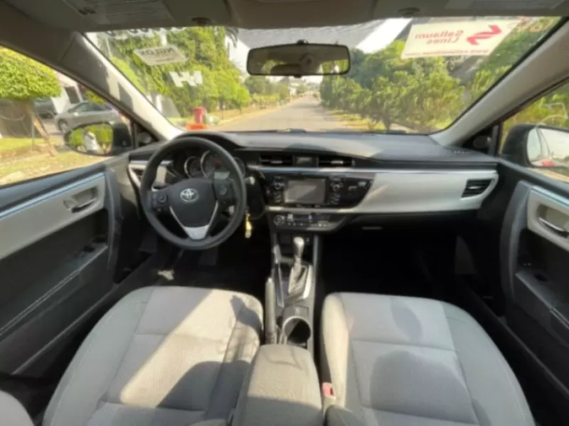 Toyota Corolla   - 2014