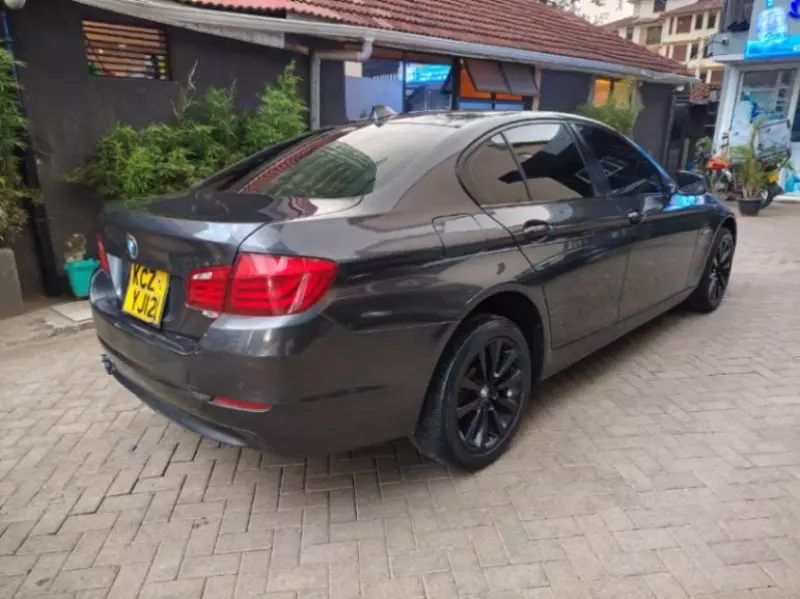 BMW 520 - 2013