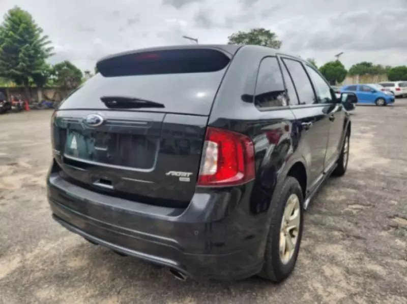 Ford Edge   - 2013