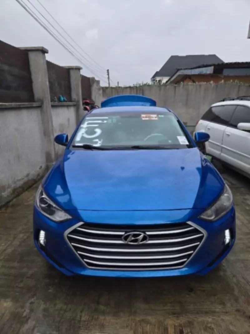 Hyundai Elantra   - 2016