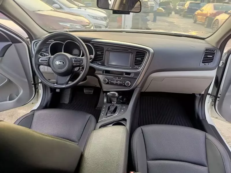 KIA K5   - 2015