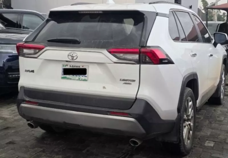 TOYOTA RAV4   - 2019