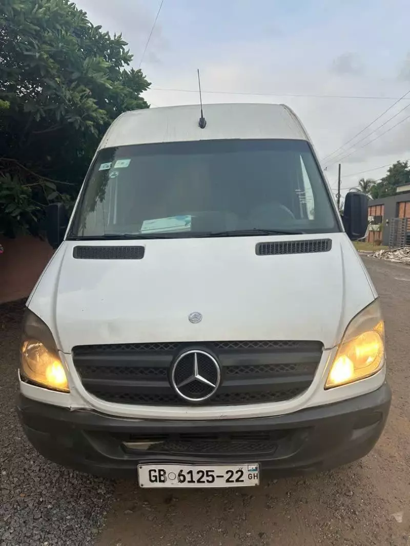 Mercedes-Benz Sprinter - 2010