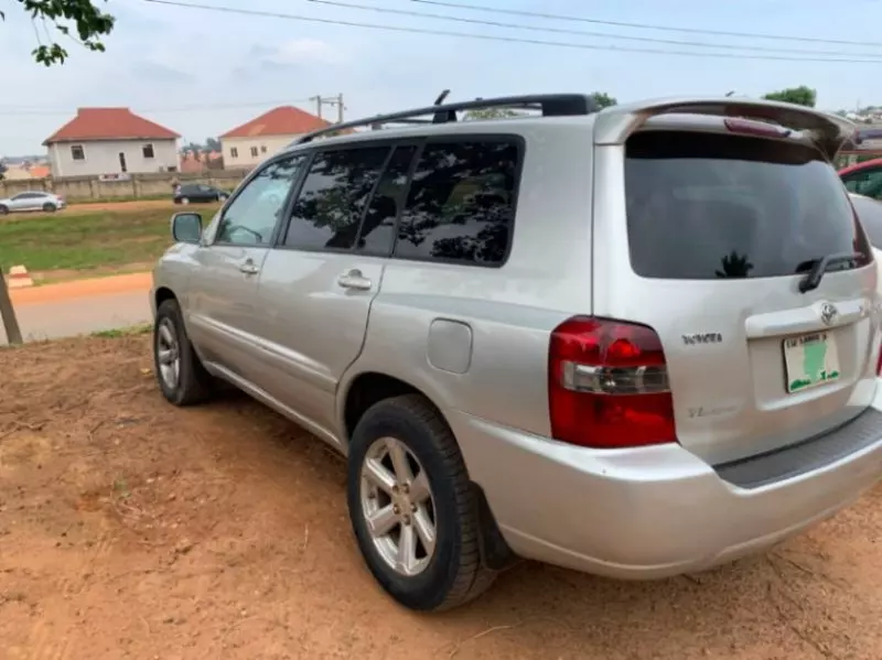 Toyota Highlander   - 2006