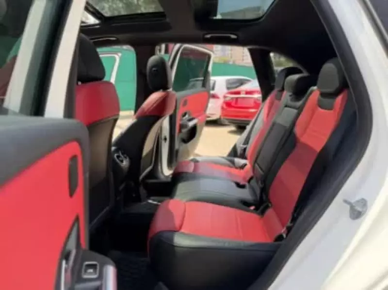 Mercedes-Benz B 180   - 2019