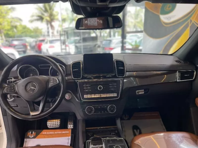 Mercedes-Benz GLE-Class   - 2017