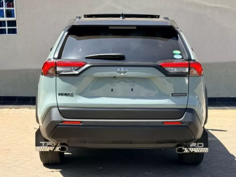 Toyota RAV 4   - 2020