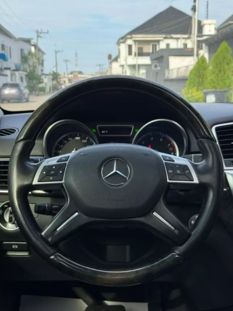 Mercedes-Benz ML 350   - 2013