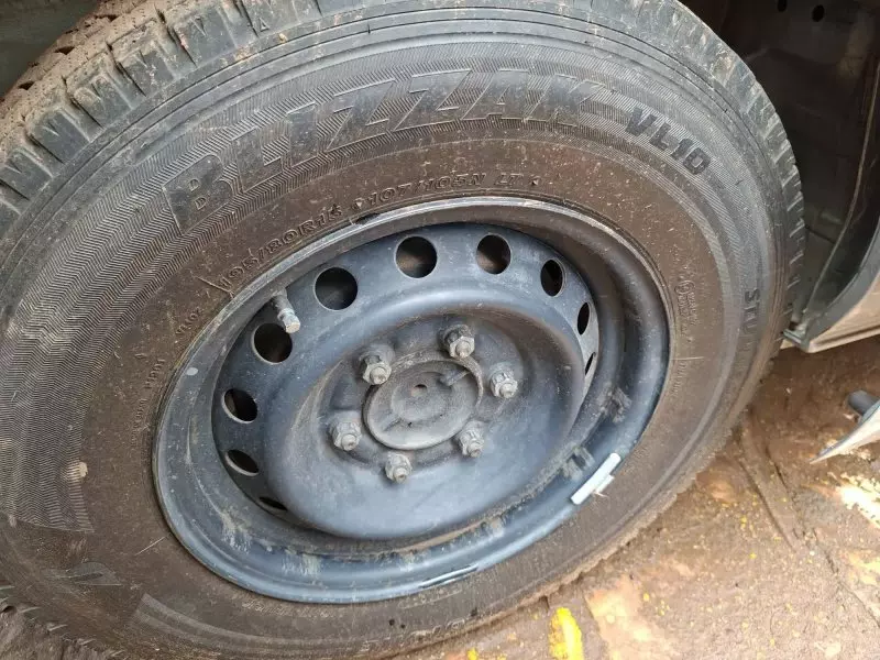 Toyota Hiace   - 2013