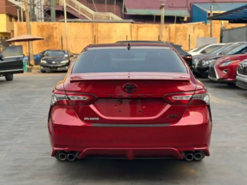 Toyota Camry   - 2019