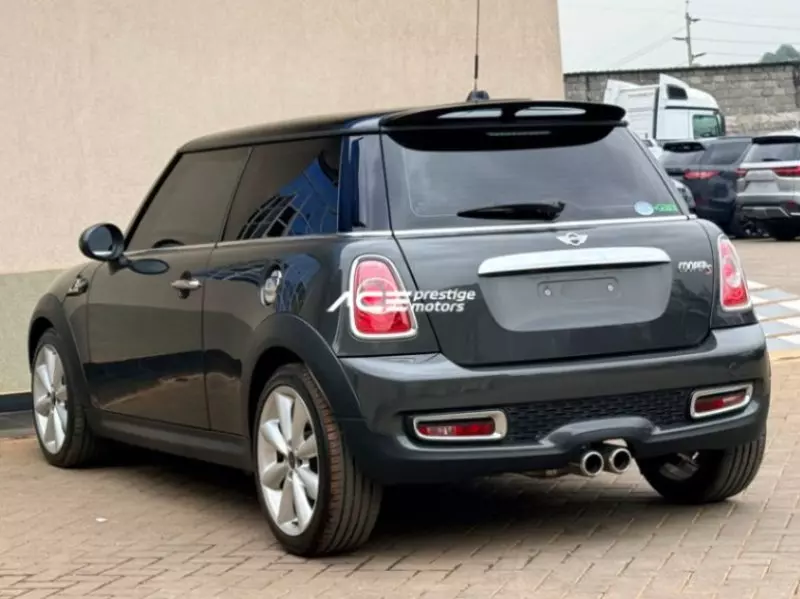 MINI Cooper Clubman   - 2013