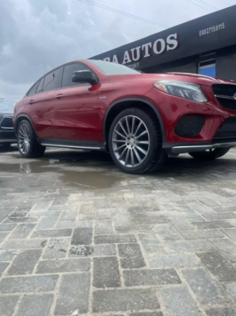 Mercedes-Benz GLE 350 - 2020