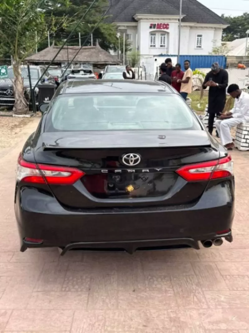 TOYOTA Camry   - 2018