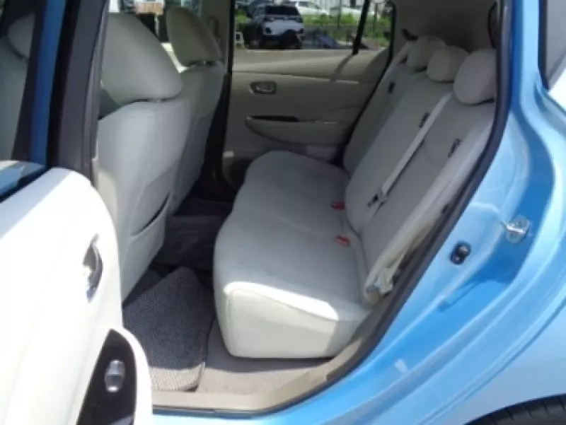 Nissan Leaf   - 2016