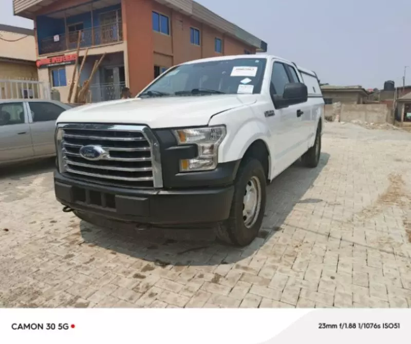 Ford F-150   - 2017