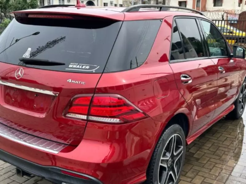 Mercedes-Benz GLE 350 - 2018
