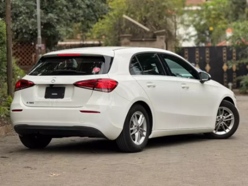 Mercedes-Benz A180   - 2019