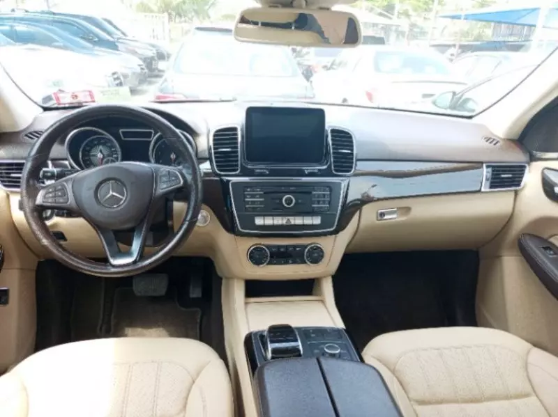 Mercedes-Benz GLE 350   - 2017
