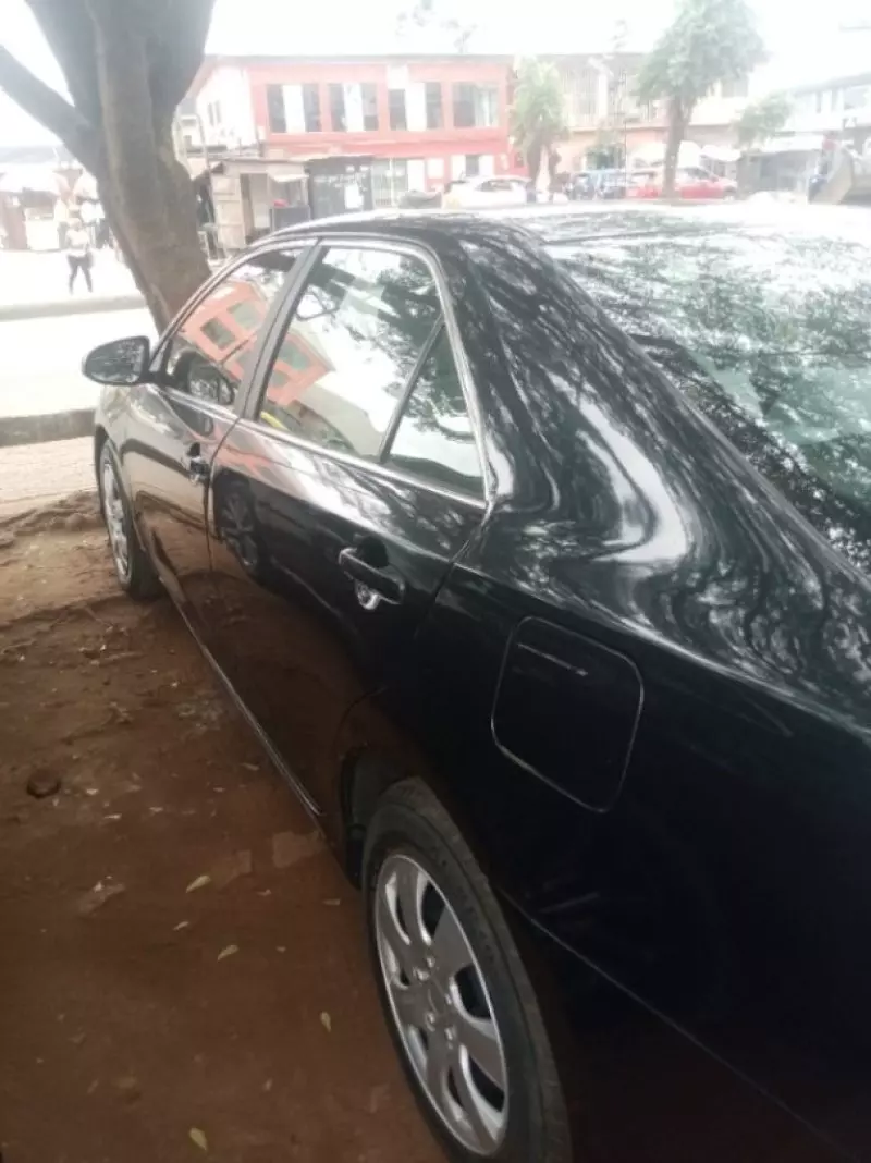 Toyota Camry   - 2013