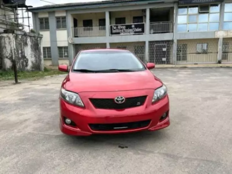 TOYOTA Corolla Sport - 2010