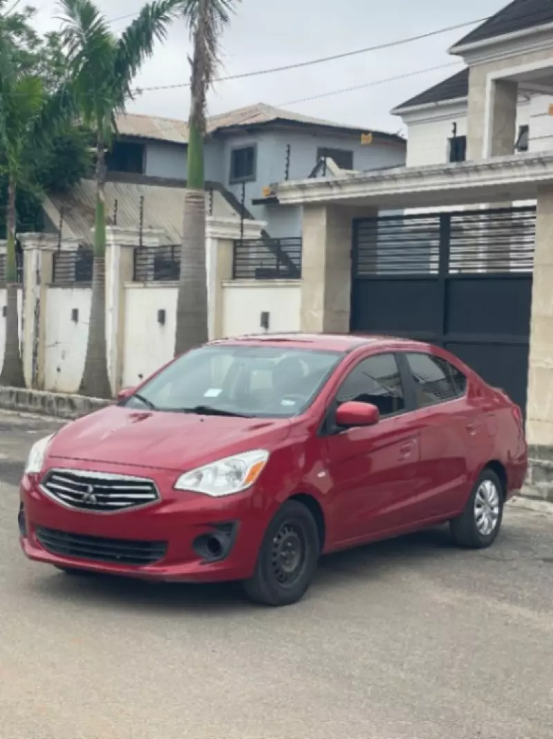 Mitsubishi Mirage G4   - 2017