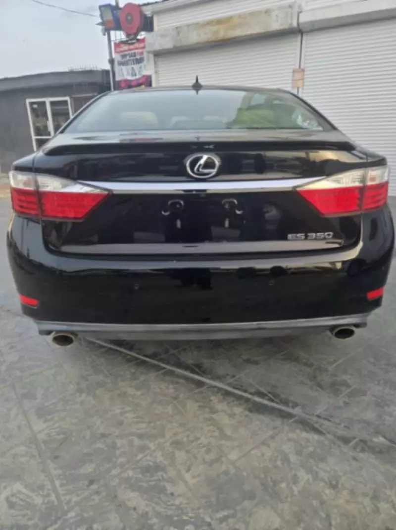Lexus ES 350   - 2013