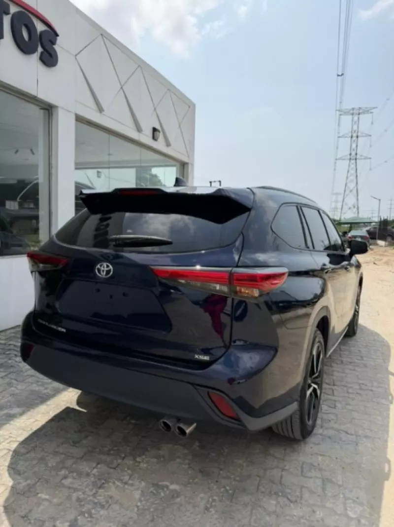 Toyota Highlander - 2023
