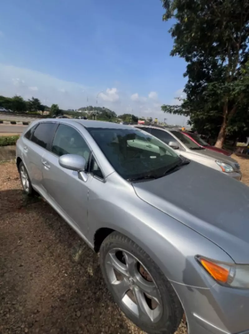 TOYOTA Venza   - 2009