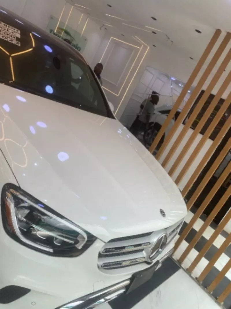 Mercedes-Benz GLC 300   - 2022