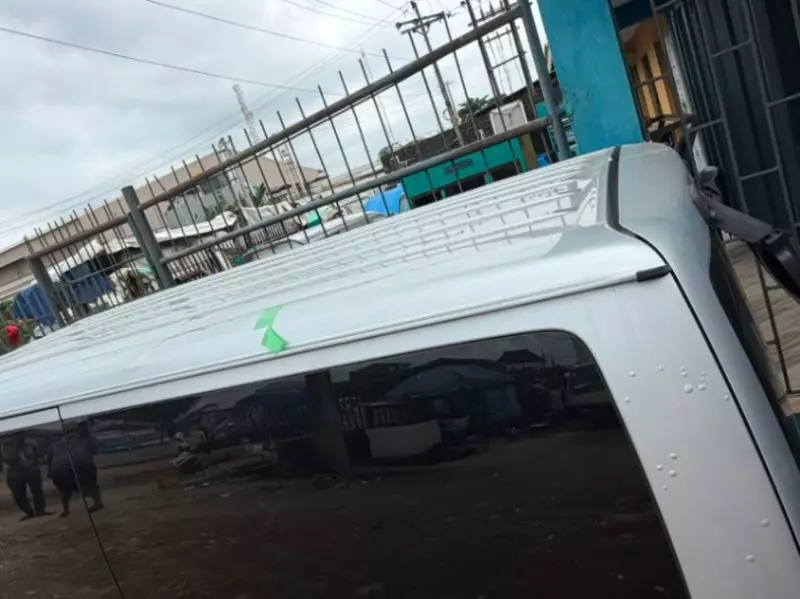 TOYOTA Hiace   - 2008