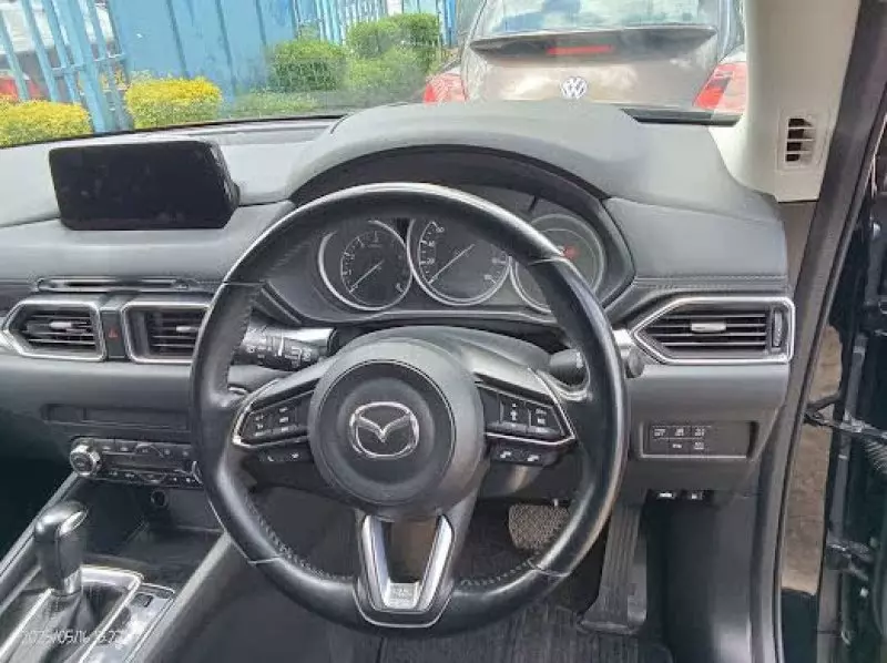 Toyota Camry - 2019