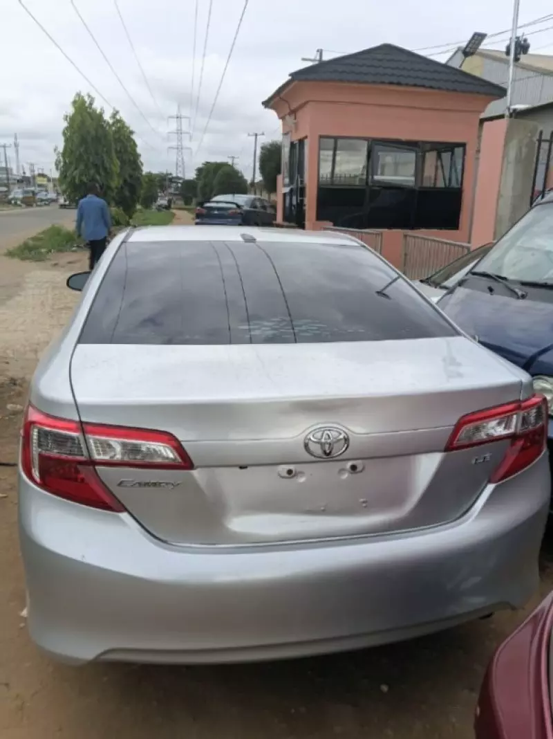 TOYOTA Camry   - 2014