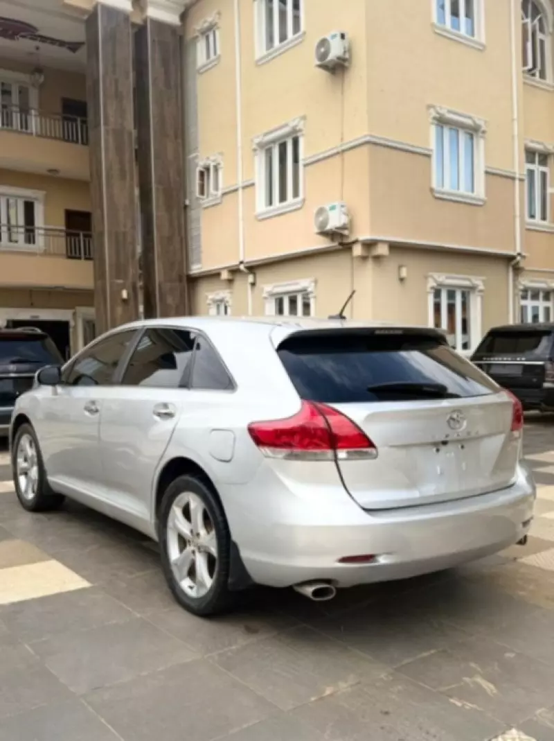 Toyota Venza   - 2009