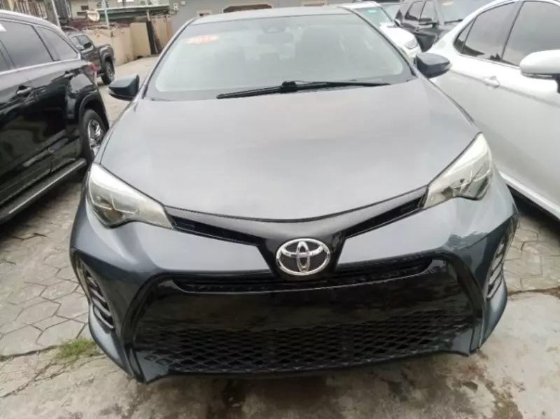 Toyota Corolla   - 2019