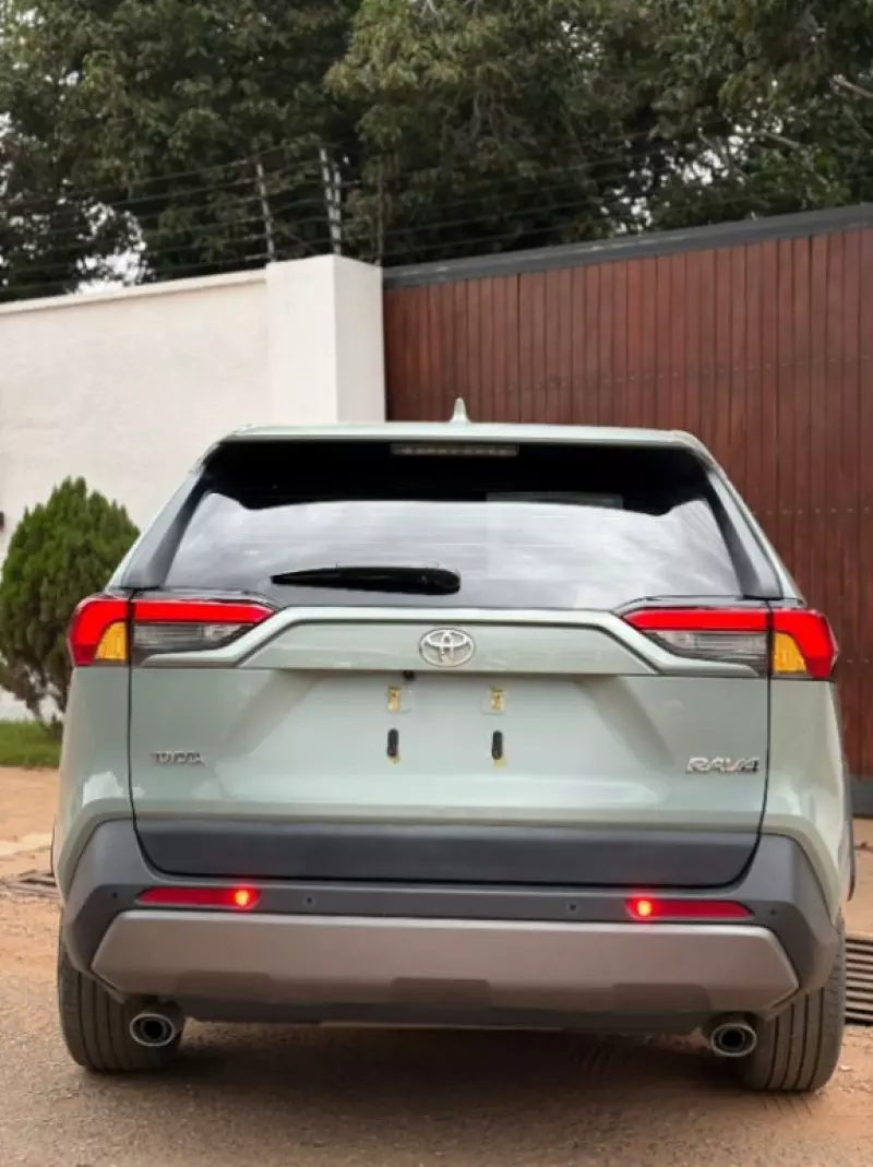 TOYOTA RAV 4   - 2022