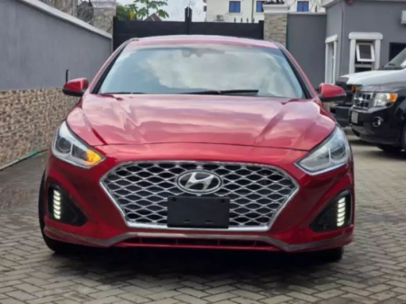 Hyundai Sonata   - 2019