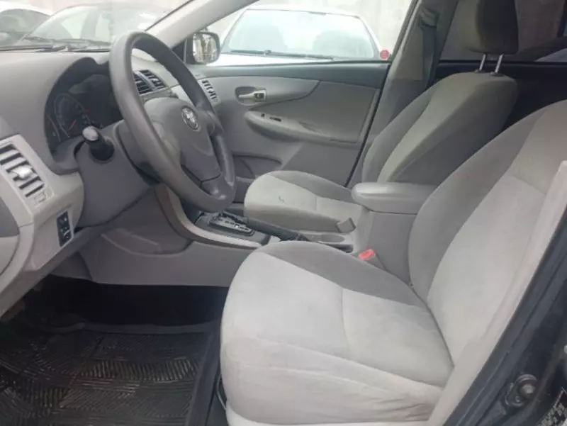 TOYOTA Corolla   - 2009