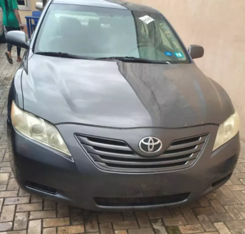 TOYOTA Camry   - 2009