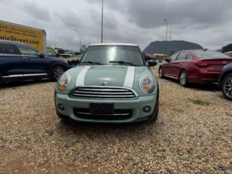 MINI Cooper   - 2012