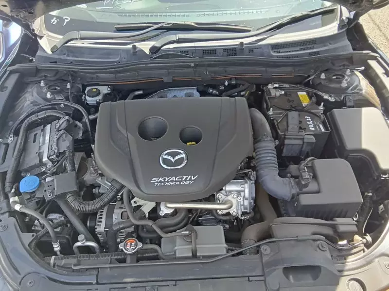 Mazda Axela    - 2018