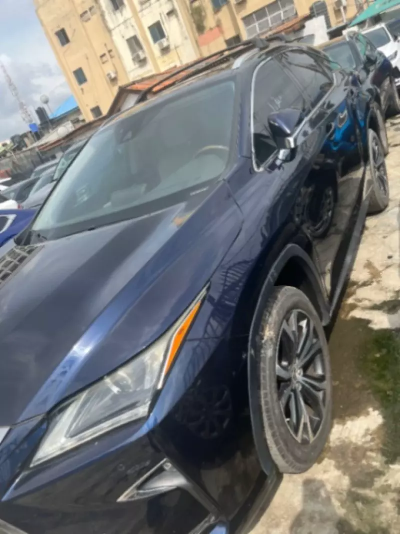 Lexus RX   - 2016