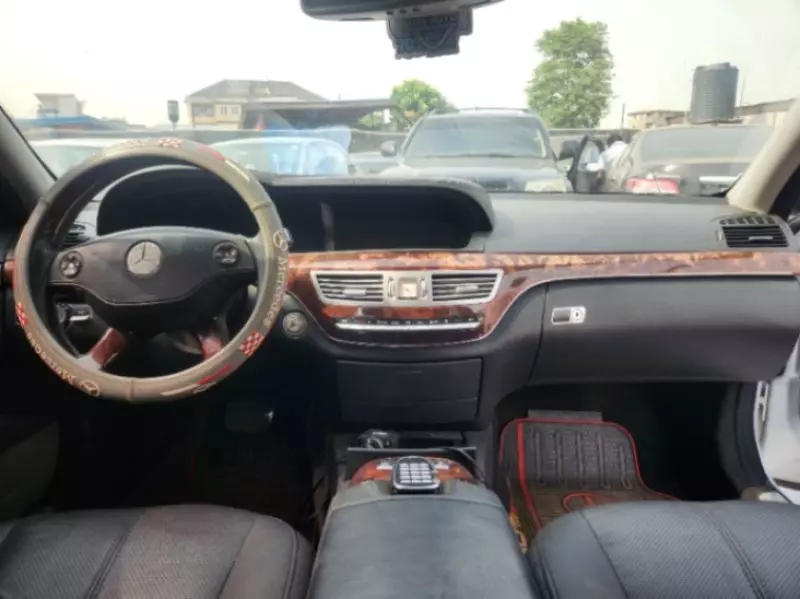 Mercedes-Benz S-Class   - 2007