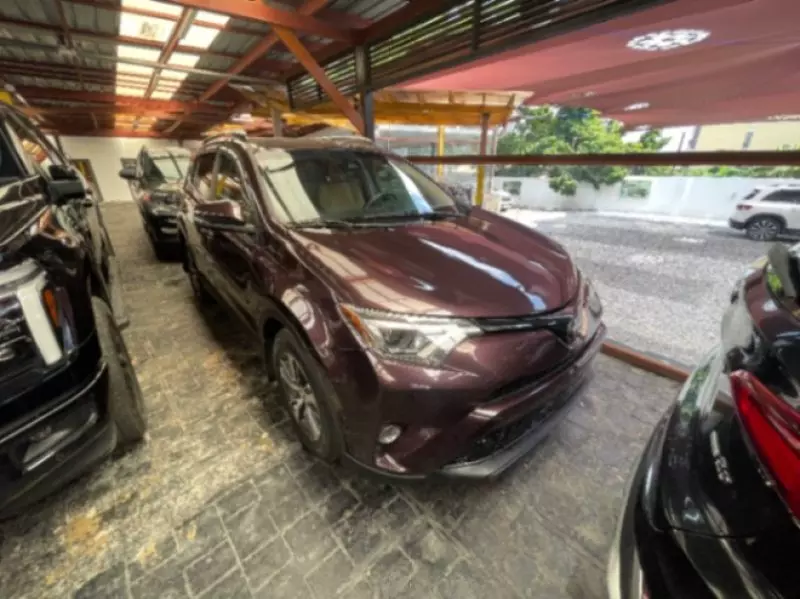 Toyota Rav4   - 2017