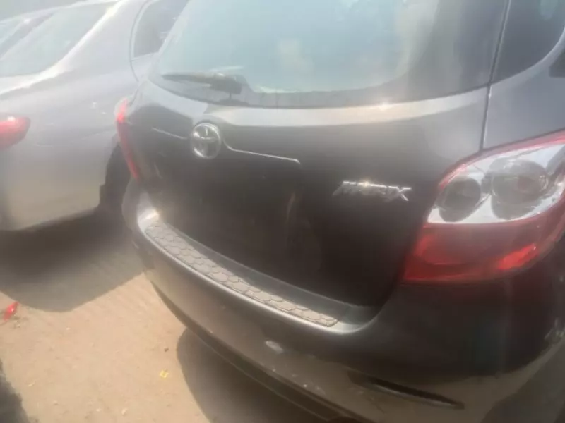 Toyota Matrix   - 2012