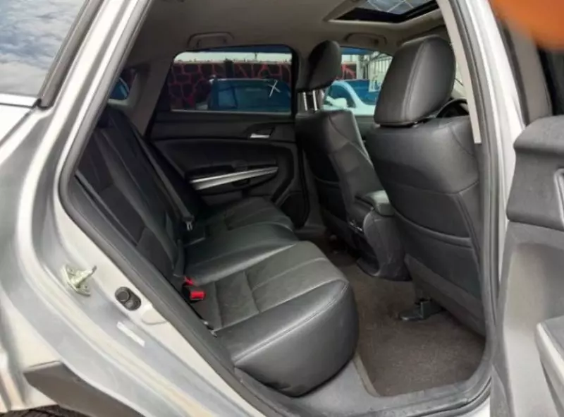 Honda Crosstour   - 2014