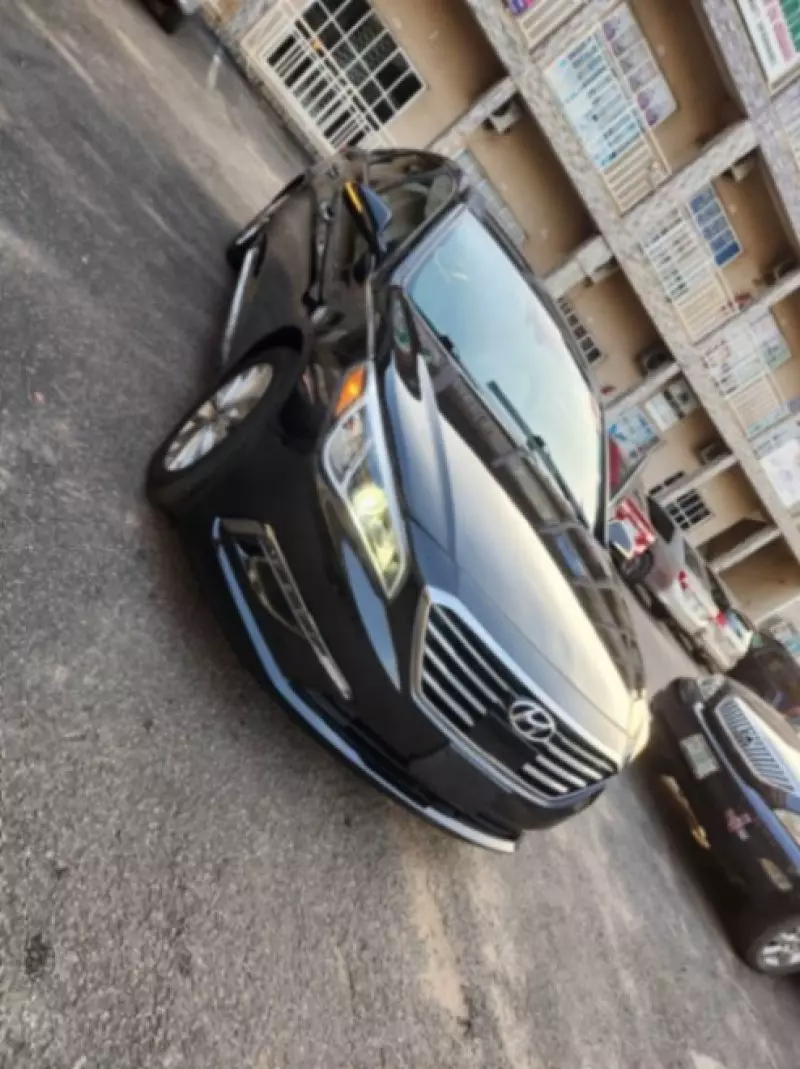 Hyundai Sonata   - 2015