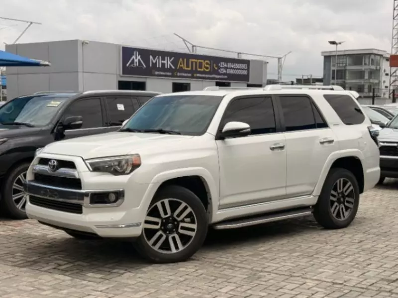 TOYOTA 4-Runner   - 2016