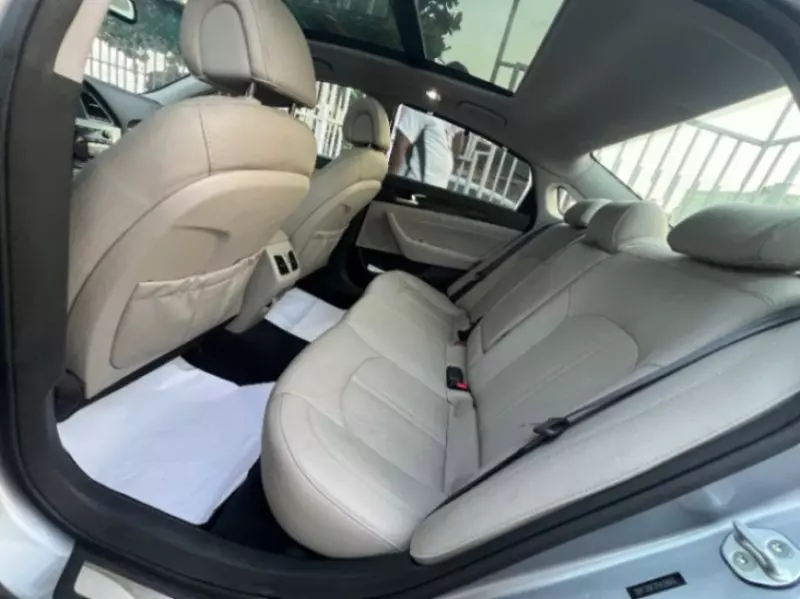 Hyundai Sonata   - 2015