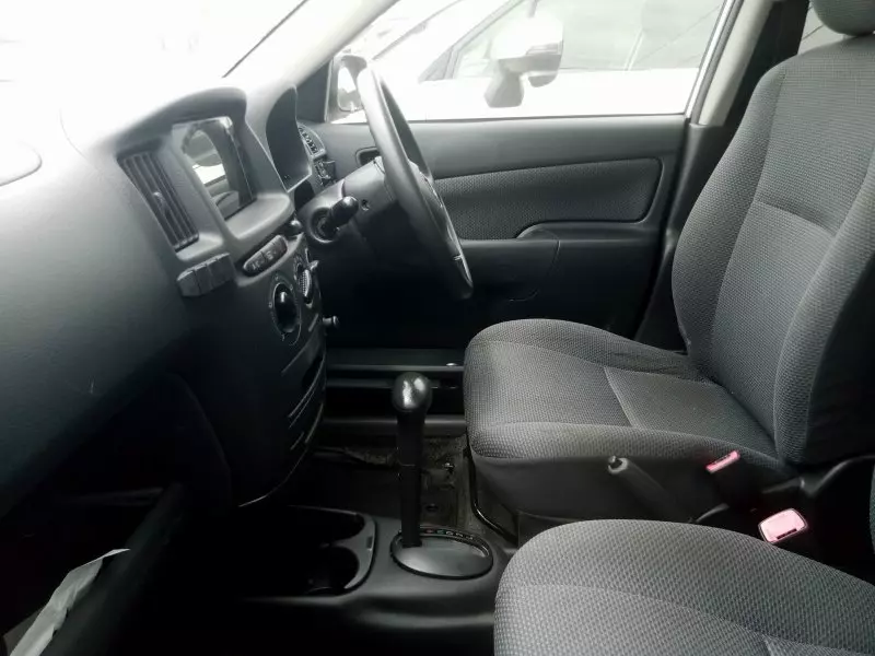 Toyota Succeed    - 2013